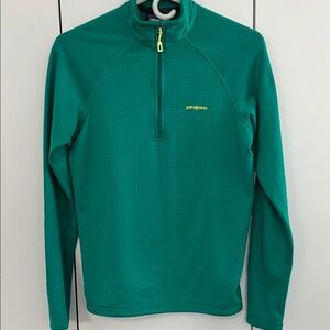 Patagonia R1 Green 1/4 zip Pullover